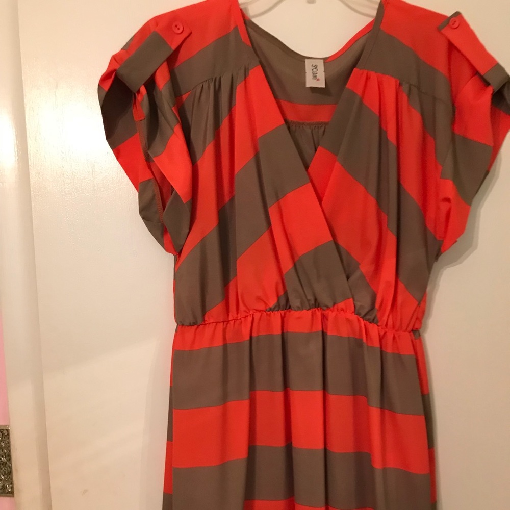 Striped flowy spring dress